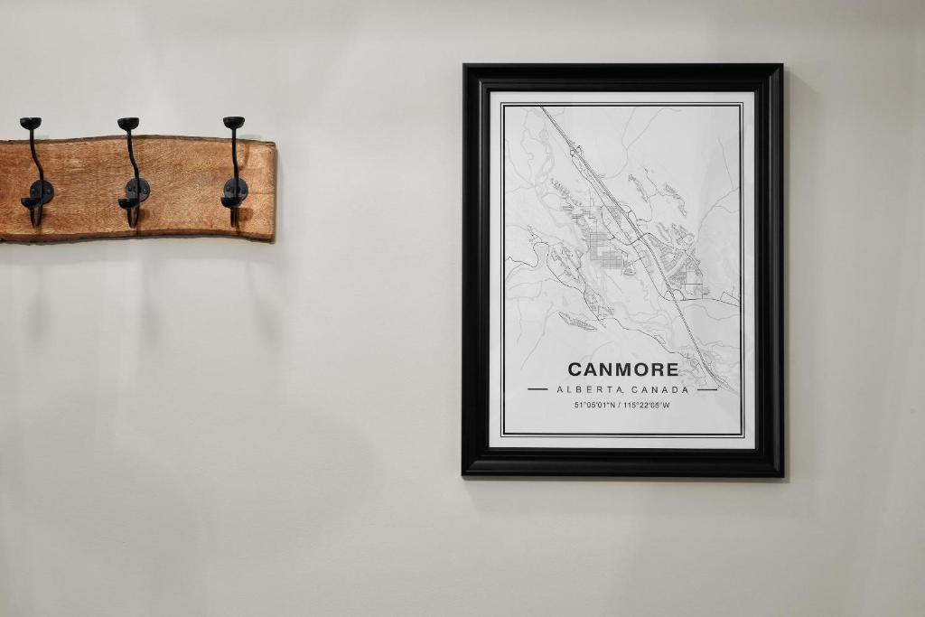 Newly Renovated Grizzly Lodge 3 Bedrooms 2ba With Open Swimming Pool Spa Holiday Home Canmore - Spa Wall Art Canada Newly Renovated Grizzly Lodge 3 Bedrooms 2ba With Open Swimming Pool Spa Holiday Home Canmore - Spa Wall Art Canada