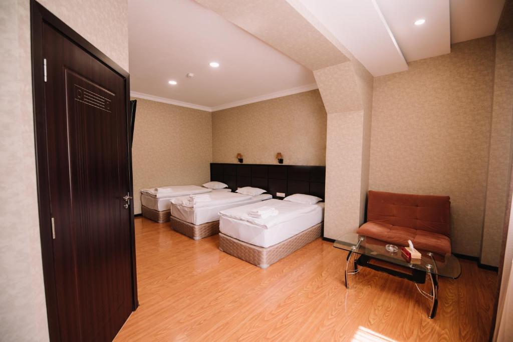 Comfort Triple Room
