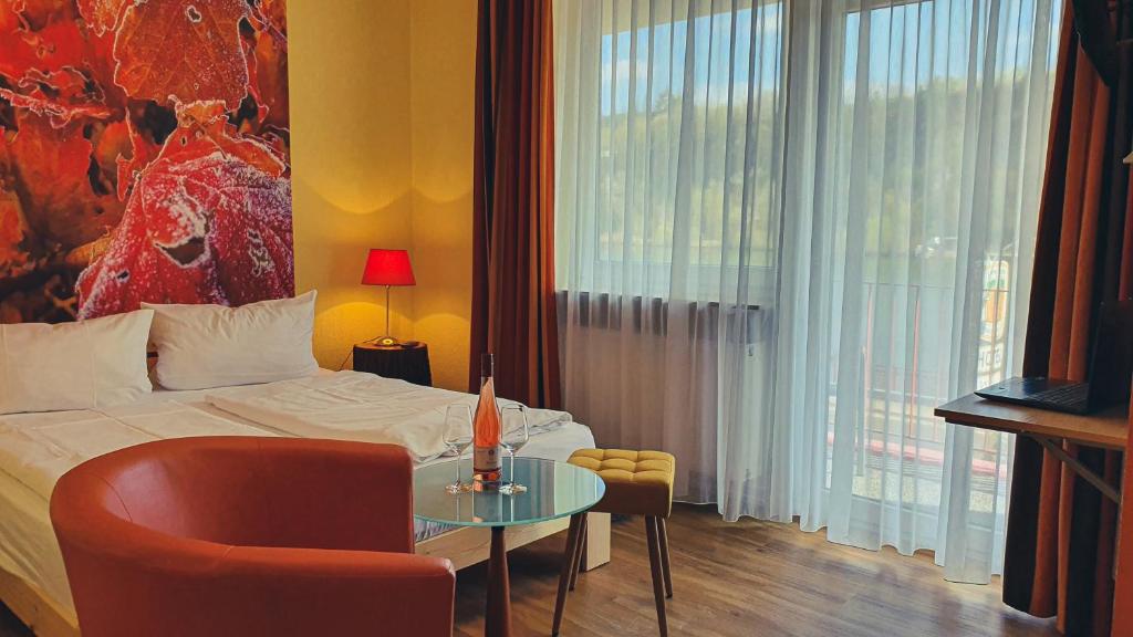 Hotel "Zum Moseltal" photo