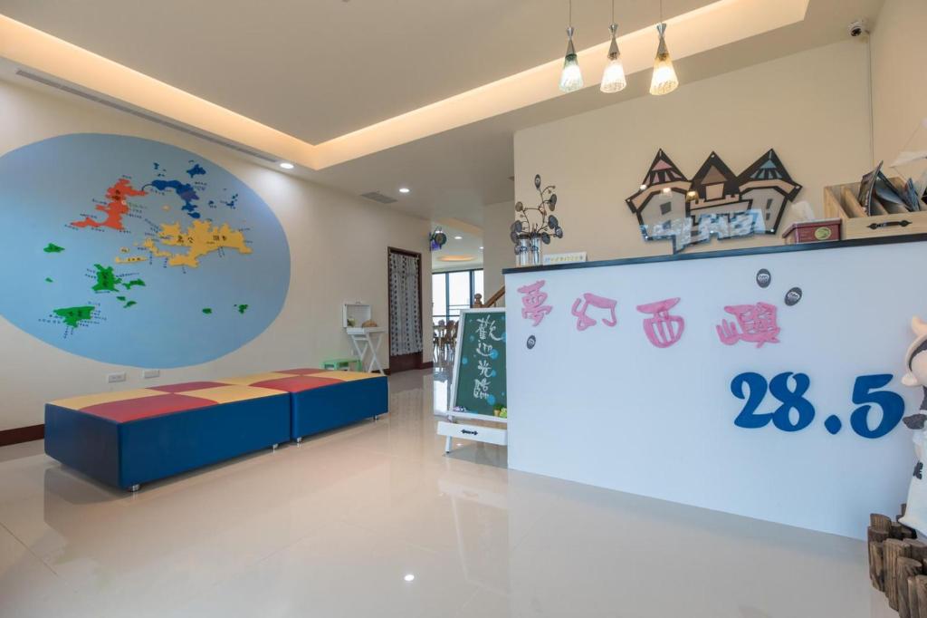 28.5 Bed and Breakfast