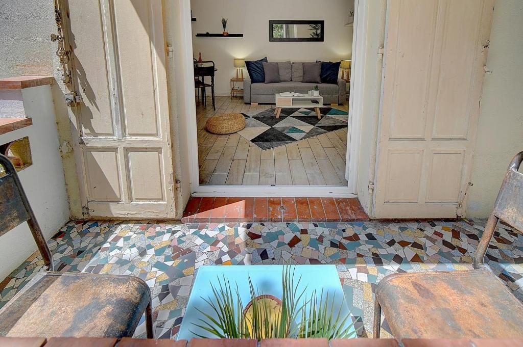 Le Alex - 800m des plages - extérieur - Verrière Côte d'Azur - 5