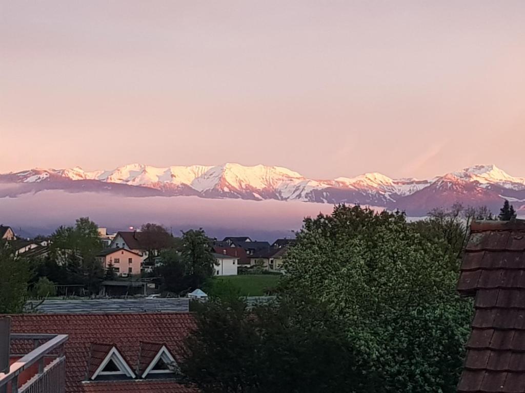 Sonniges Dach-Ferienzimmer - 2