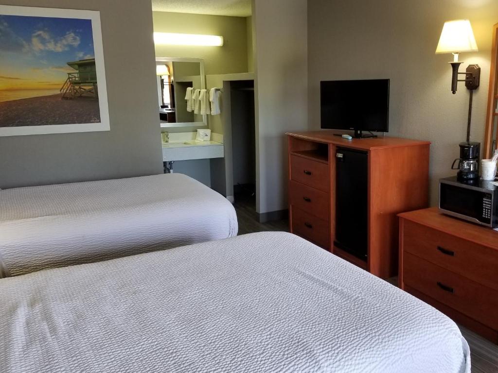 Days Inn By Wyndham Wilson Photo 15