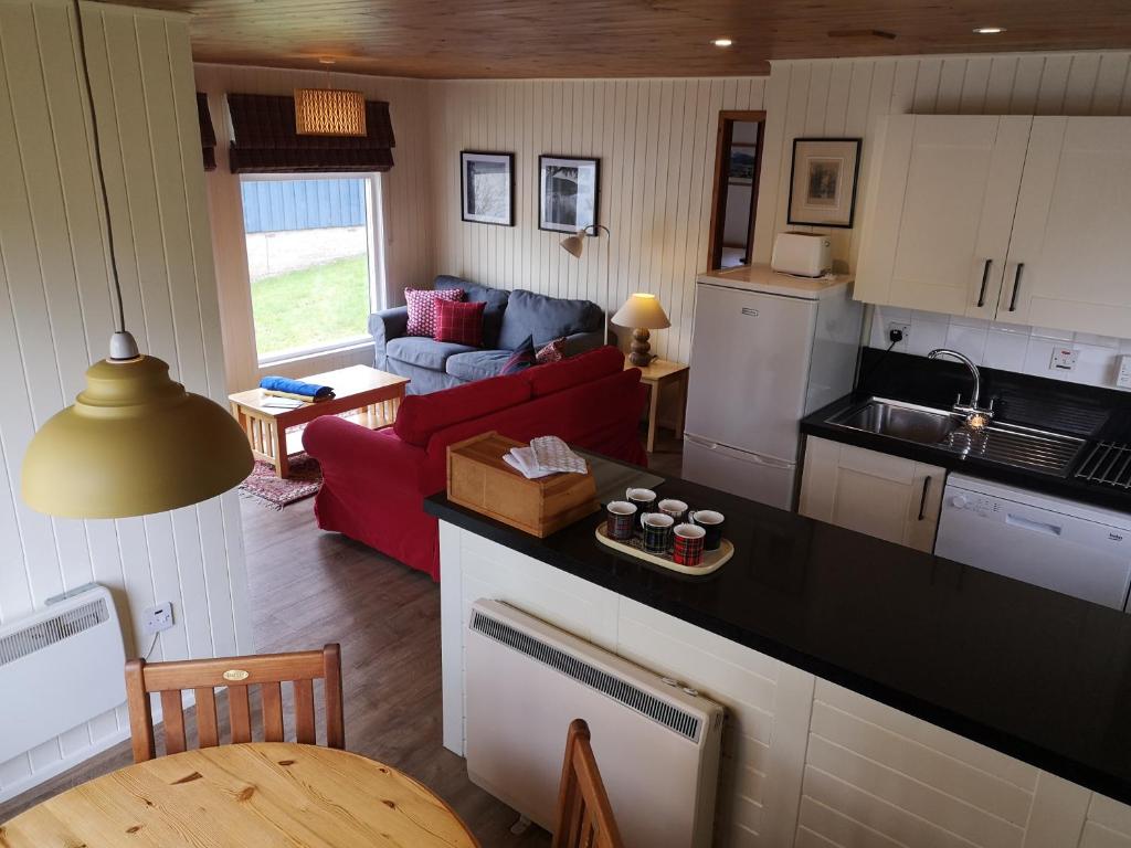 Loch Monzievaird Chalets photo 7