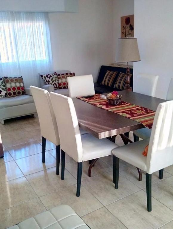 Los sauces — Hotel in Tandil
