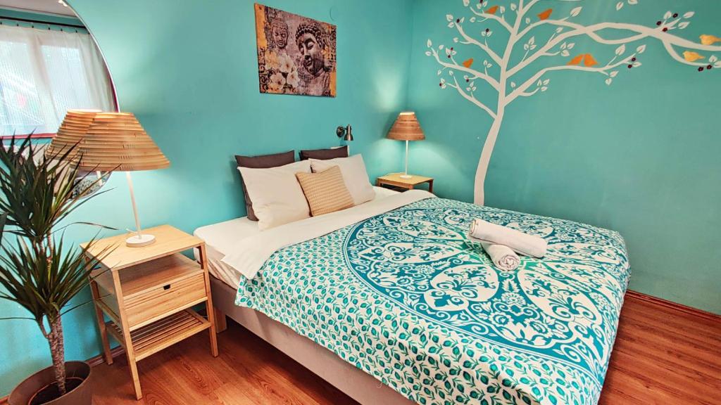 Double Room with Shared Bathroom