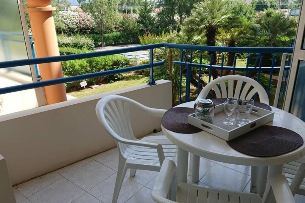T2 climatisé à 5 minutes à pied de la plage avec parking, piscine et wifi - 4