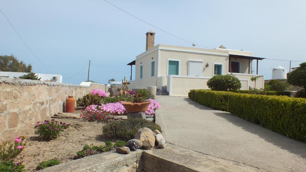 Villa de viento photo