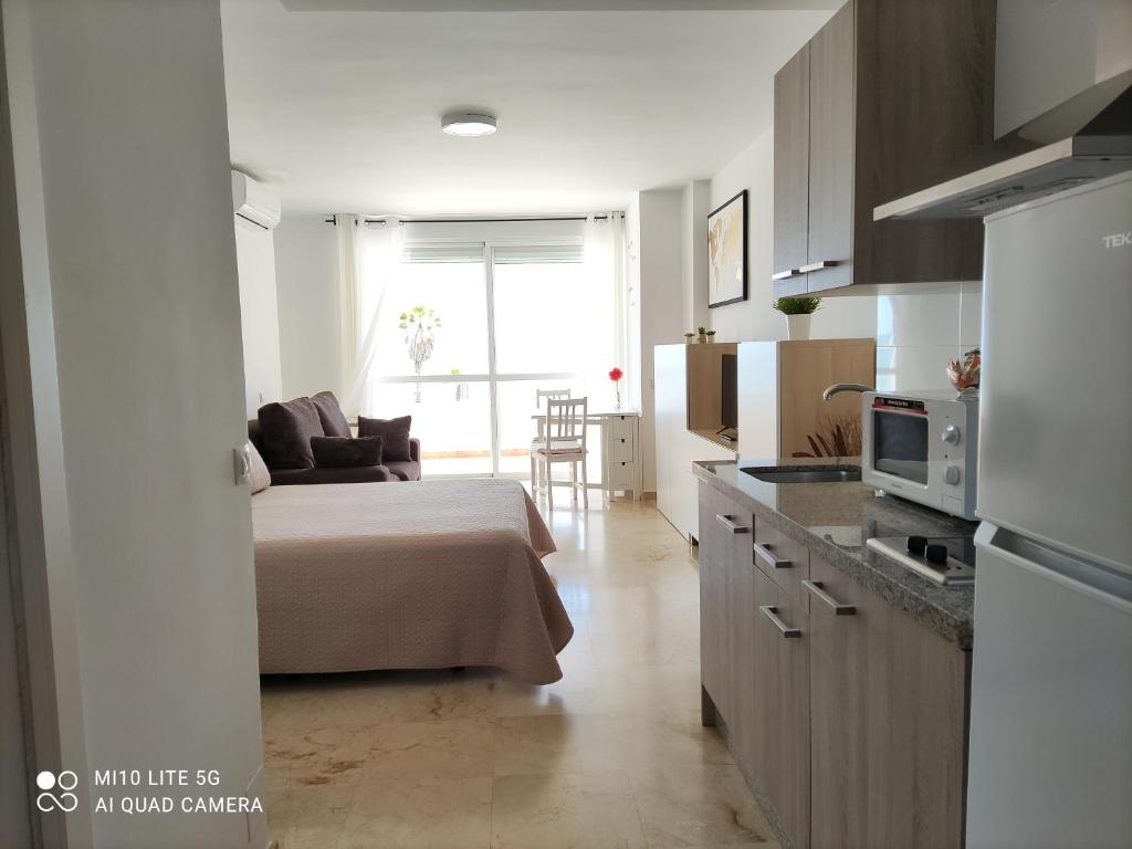 NUEVO Roca Chica, Primera Línea Playa,Torremolinos - 5