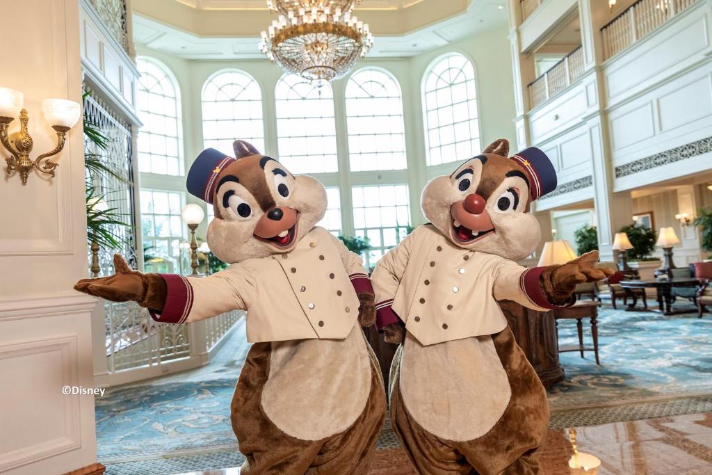 香港迪士尼樂園酒店 (Hong Kong Disneyland Hotel)