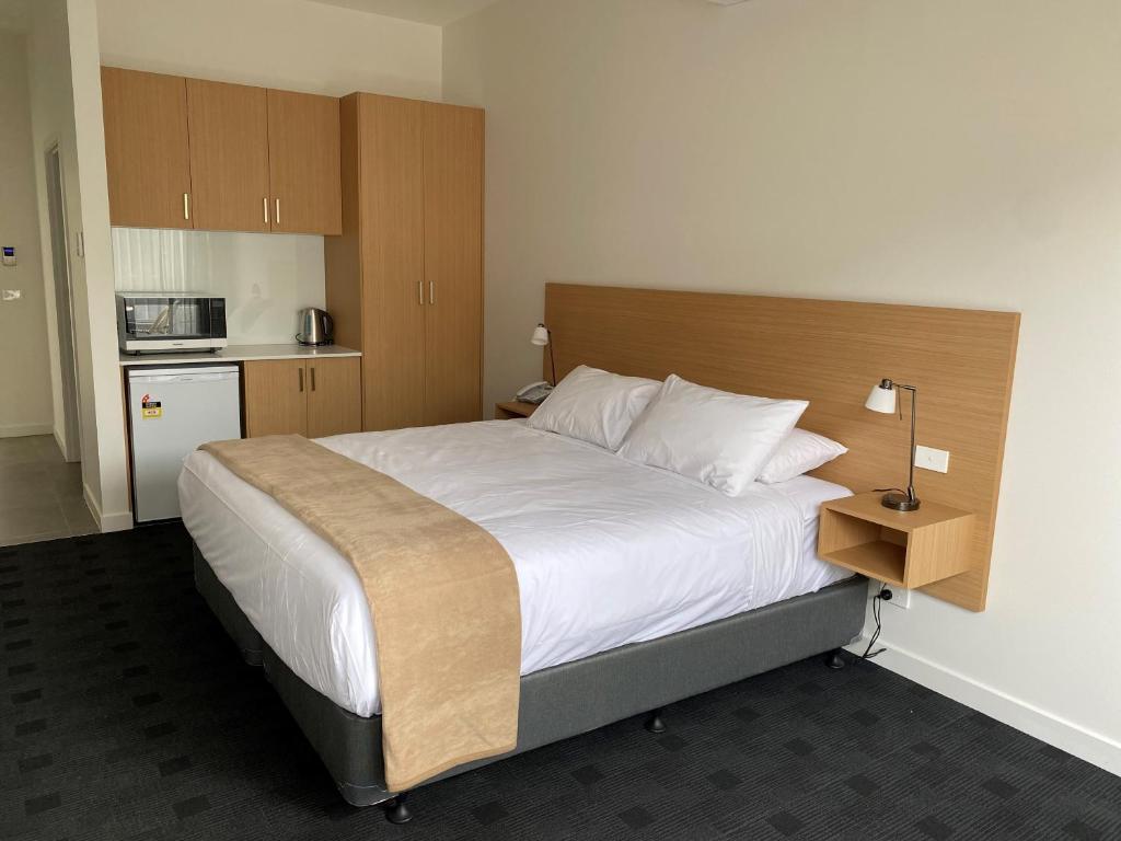 Whittlesea Motel photo