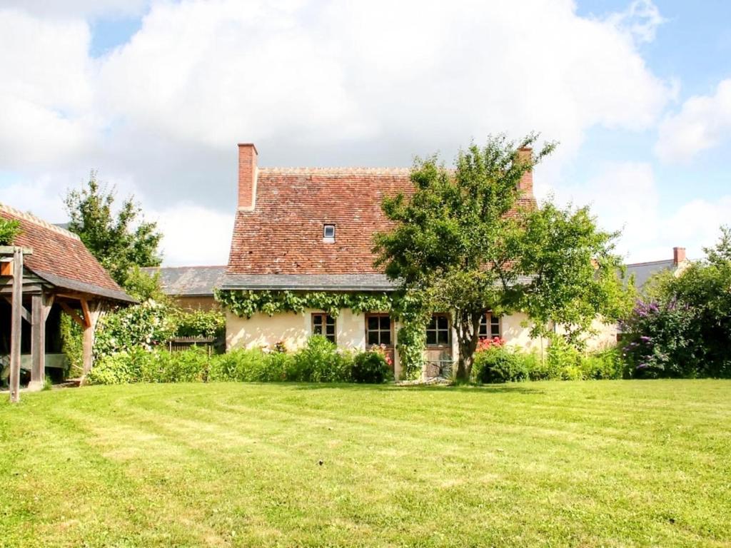 Gîte Saint-Laurent-de-Lin, 4 pièces, 5 personnes - FR-1-381-157