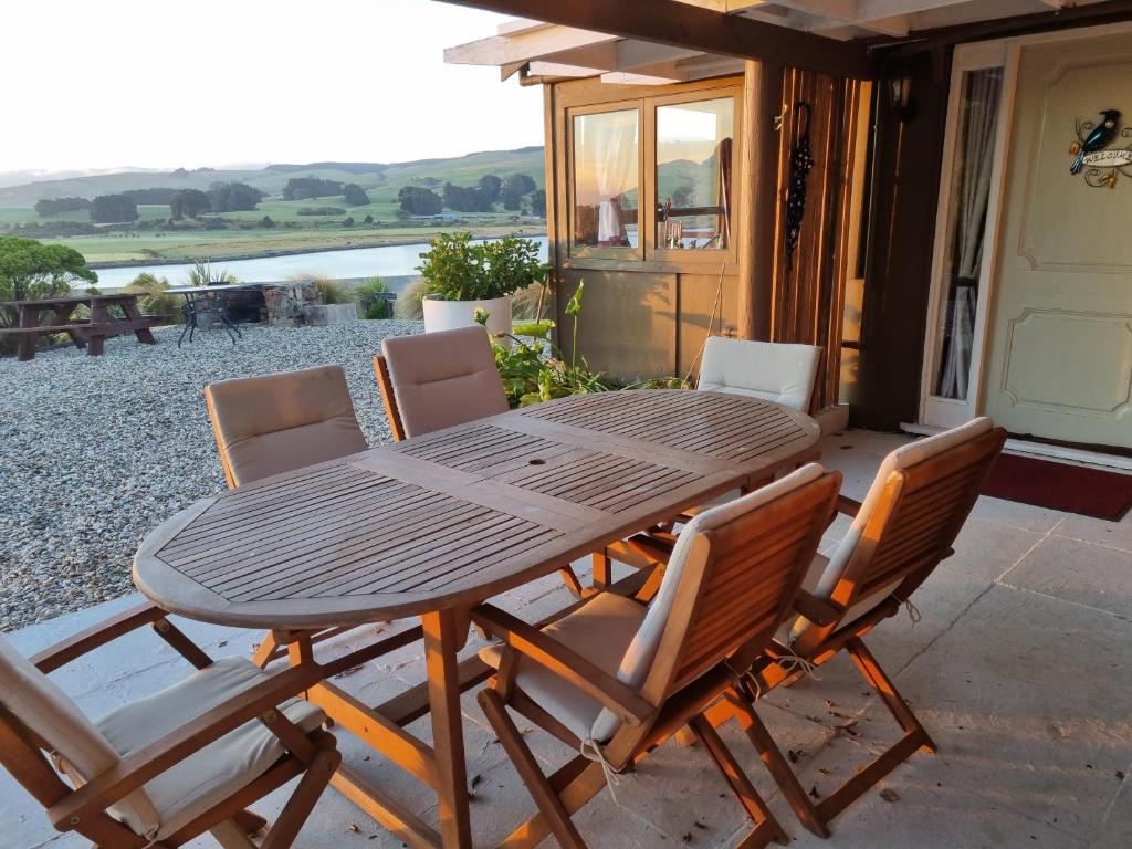 Catlins Lake Sanctuary photo