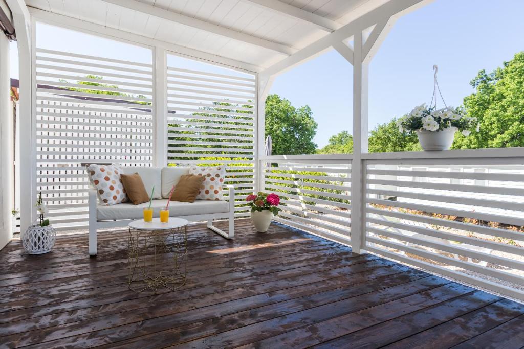 Zelena Laguna Mobile Homes photo