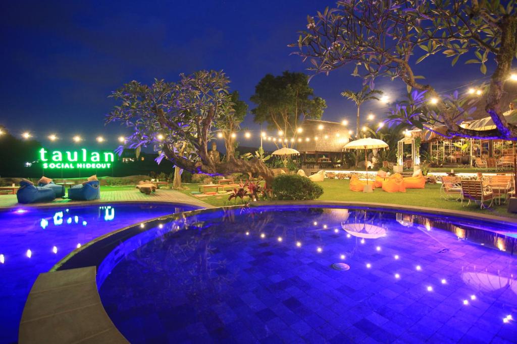Taulan Villa and Restaurant photo