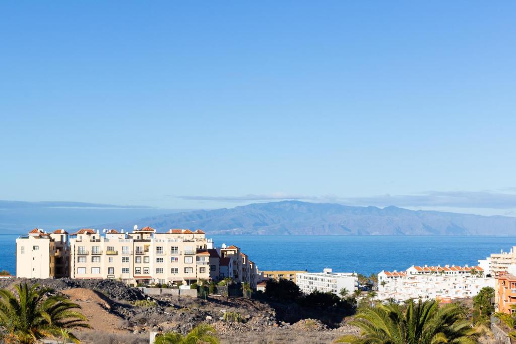 Home2Book Duplex Callao Salvaje Beach & Wifi photo
