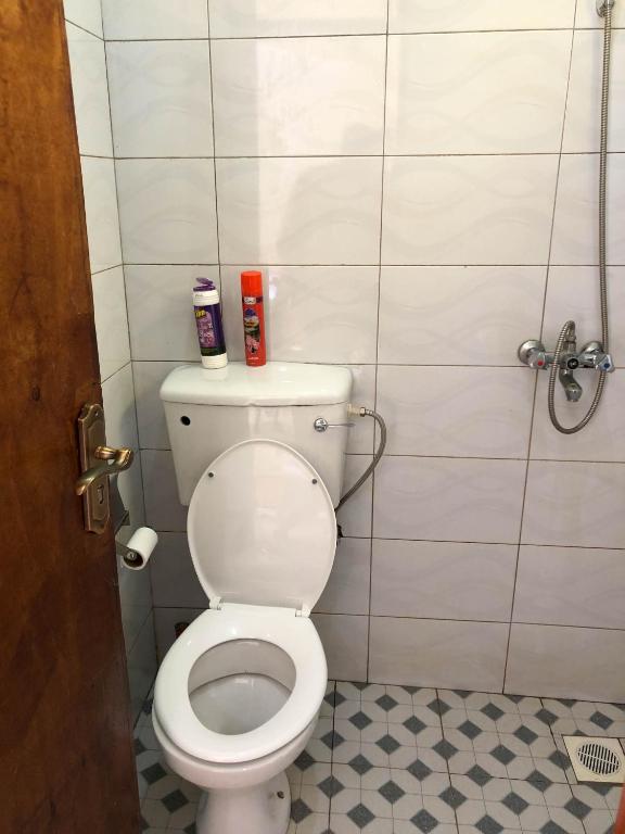 Cozy Bukoto Studio, unlimited WiFi, Netflix & Close to Acacia photo