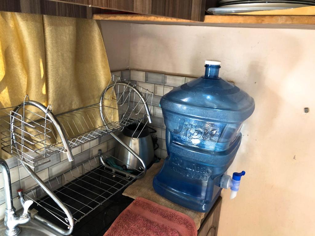 Cozy Bukoto Studio, unlimited WiFi, Netflix & Close to Acacia photo