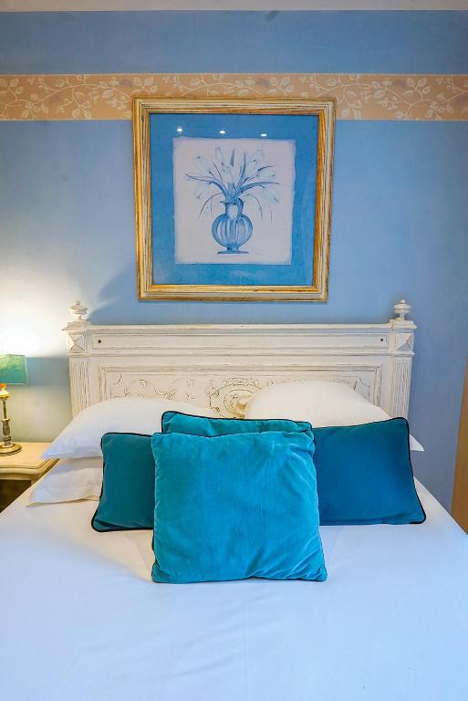 Standard Double Room with Patio