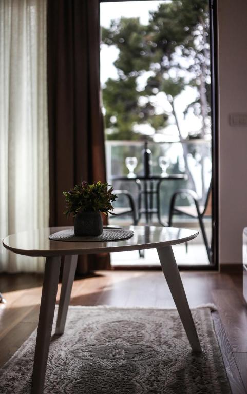 Arte Luxury Pool Apartmets - 3