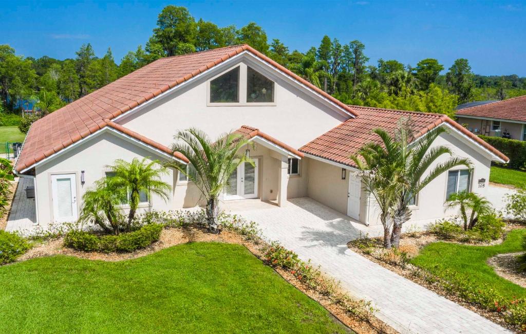 SWISS 105 - Lake Olsen, Clermont