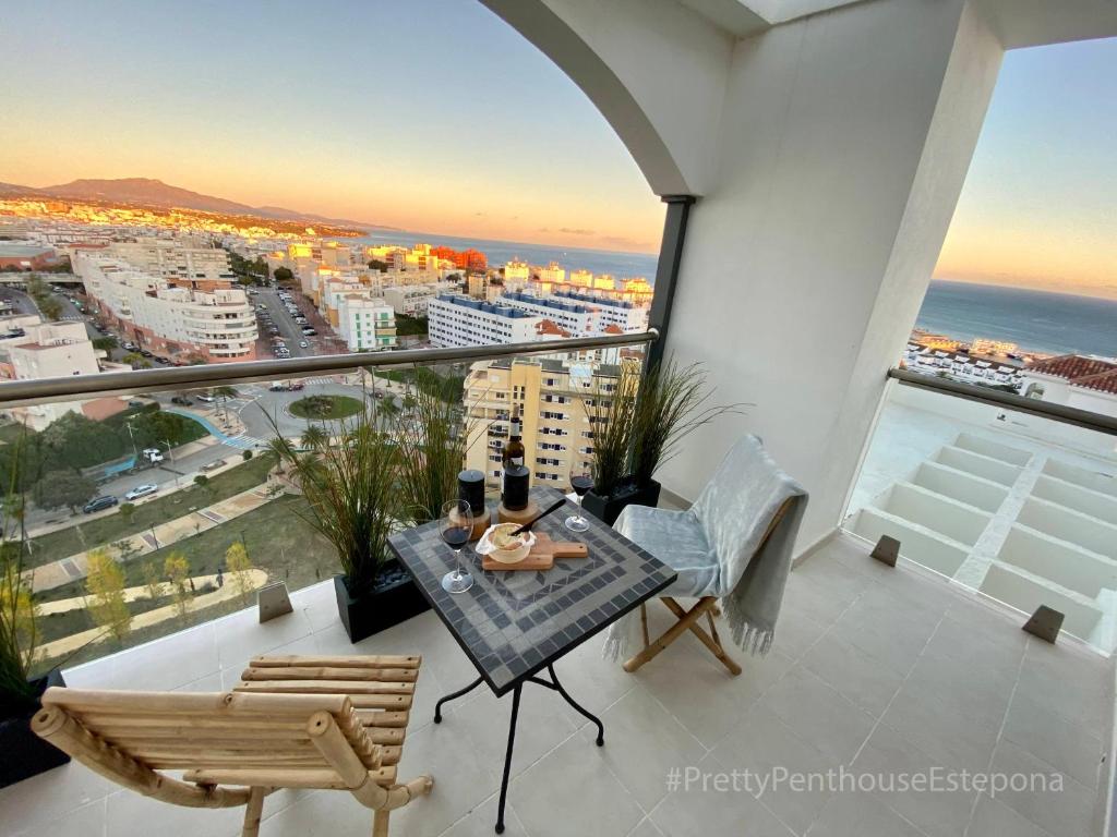#PrettyPenthouseEstepona - 2