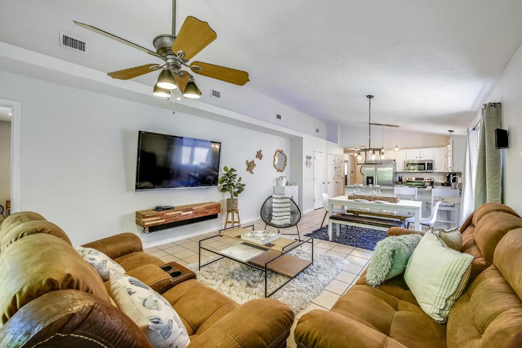 The Sandbox by Book That Condo, Panama City Beach