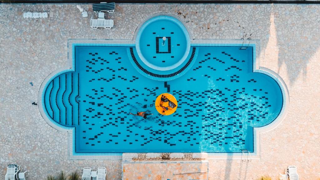 Rambuje Resort photo