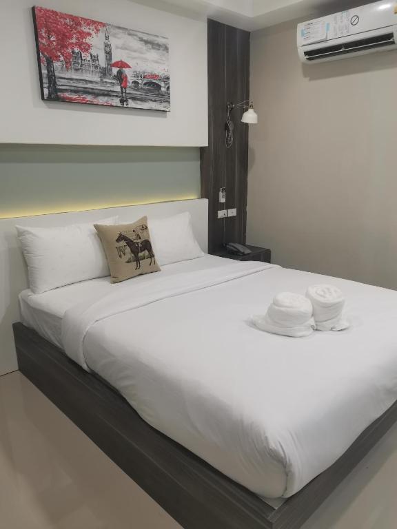 We Resident Hotel — Hotel in Hat Yai