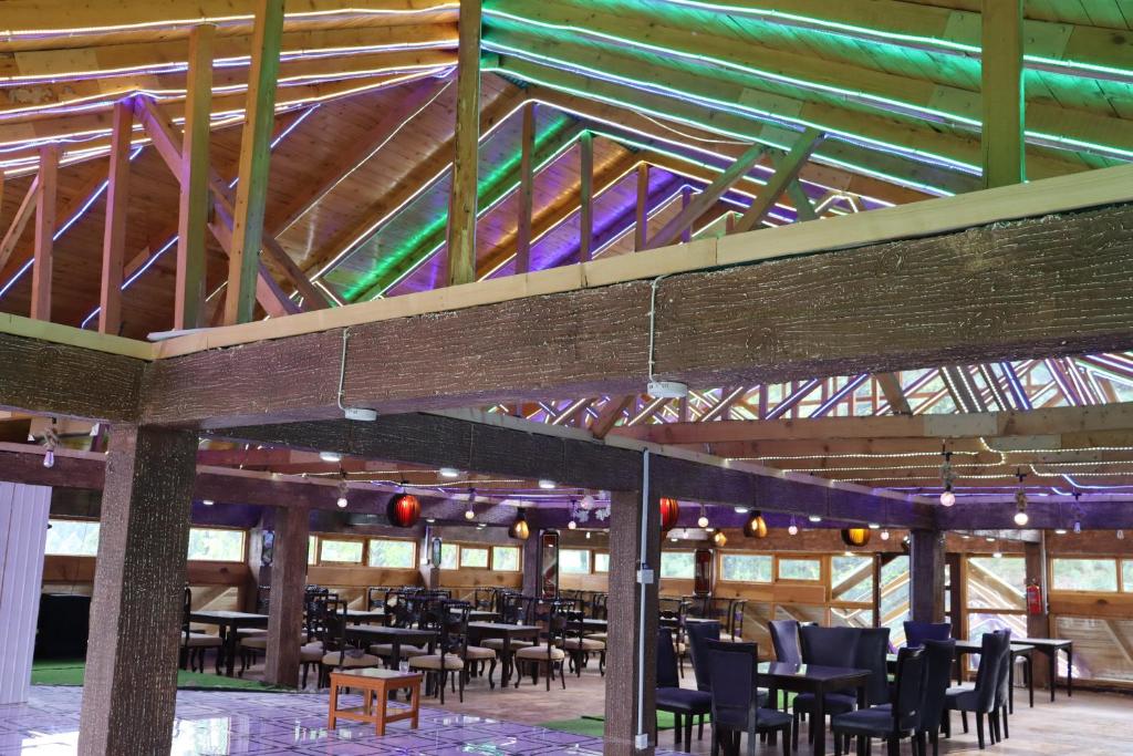 Shared lounge/TV area