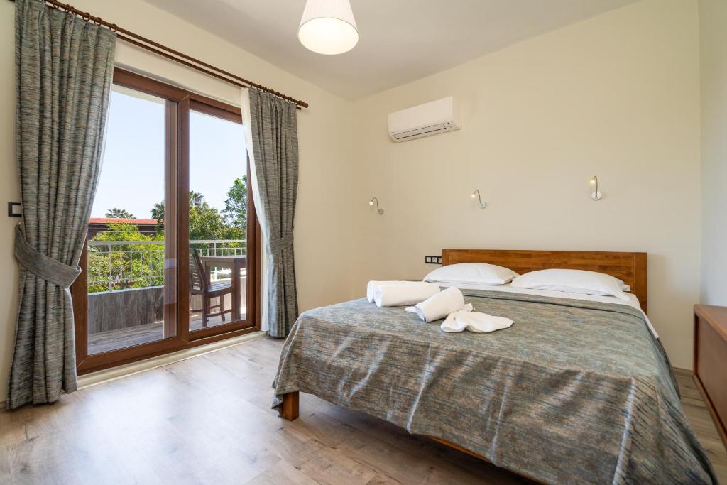 Ayris Hotel Cıralı photo