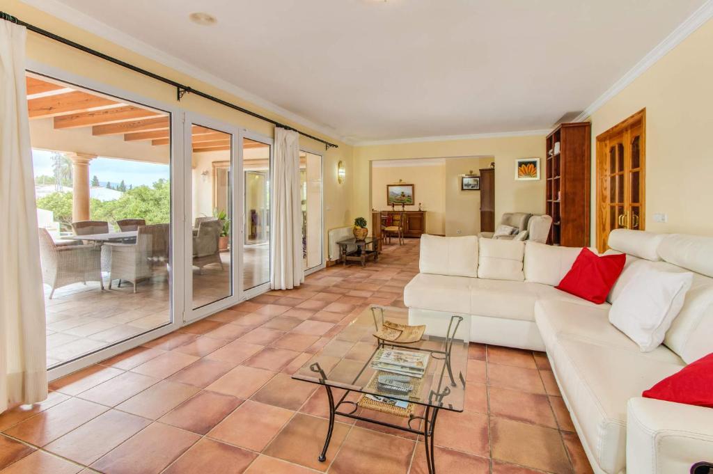 Villa Alvaro by Villa Plus - 5