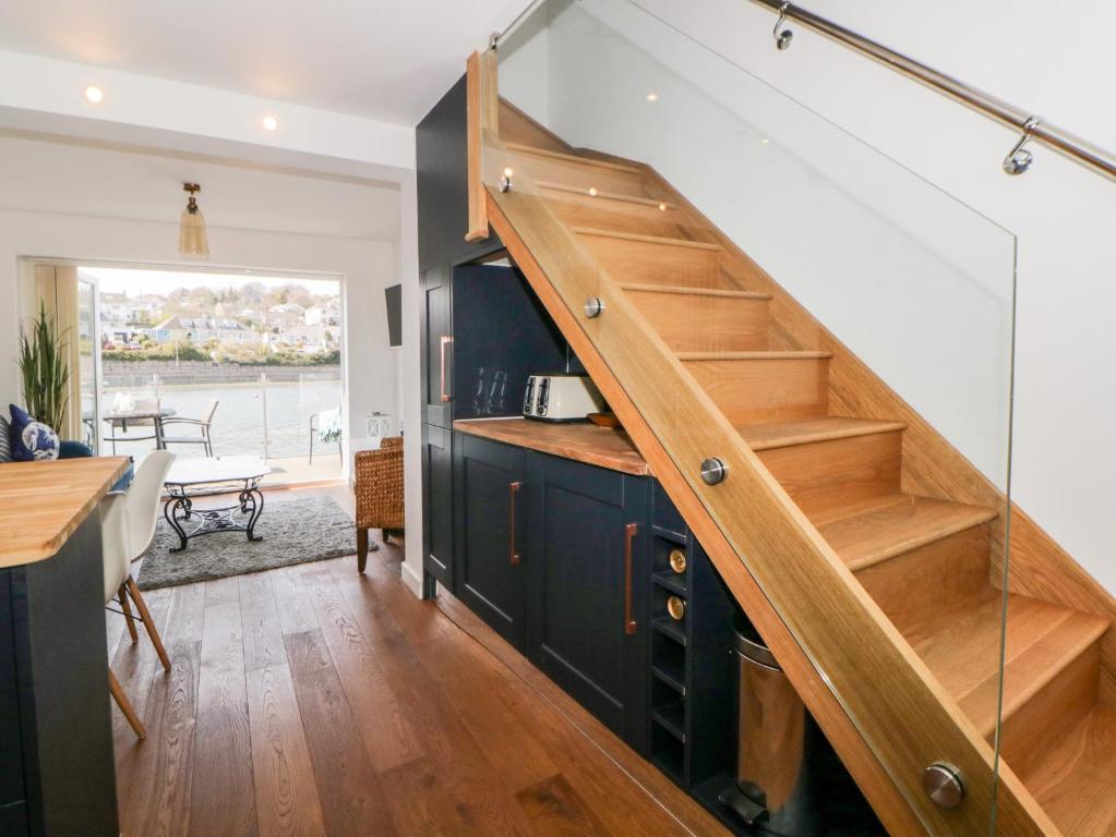 2 Beach Cottage - photo 3