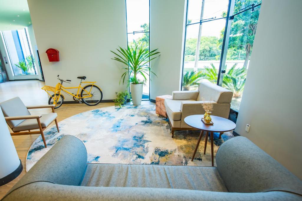 フロント・ロビー