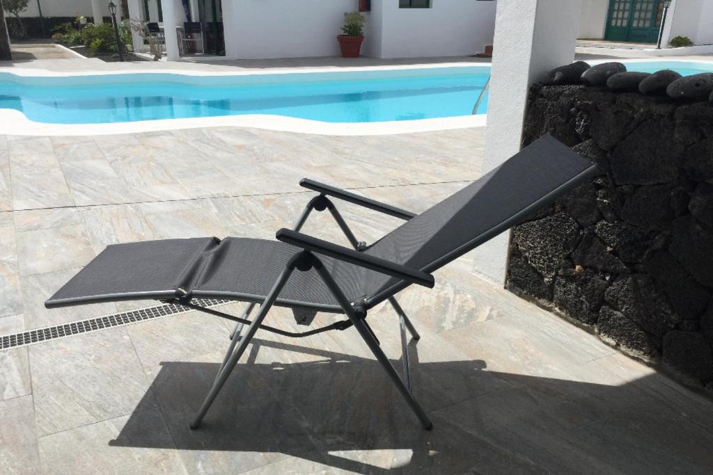 RELAX & POOL NEXT TO THE BEACH APT - 3