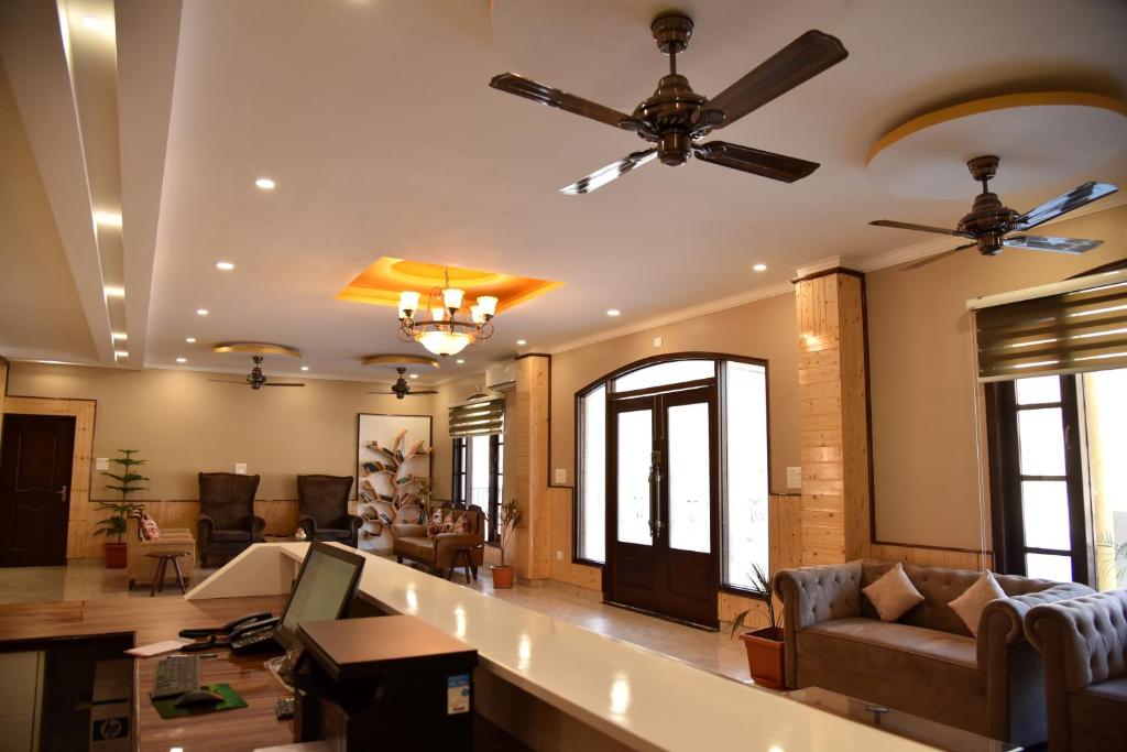 Mastiff Hotel Gopalpur