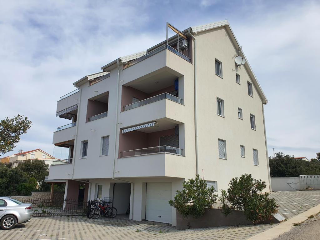 Apartma Šelih Mandre - Pag, Mandre
