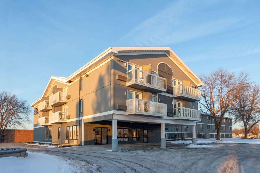 Super 8 By Wyndham Rochester/fairgrounds Area Photo 3