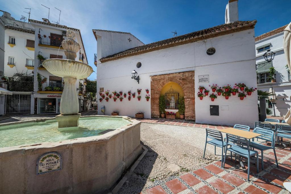 المنطقة المحيطة