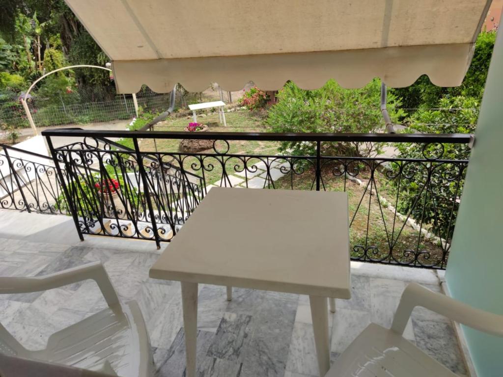 Gardelis Gardens photo