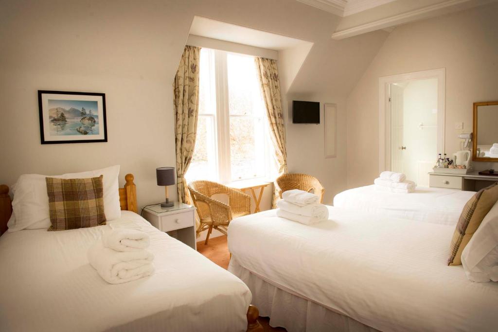 The Royal Oak Hotel photo
