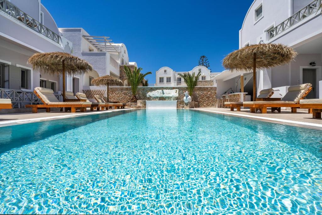 Kalya Suites — Hotel in Santorini