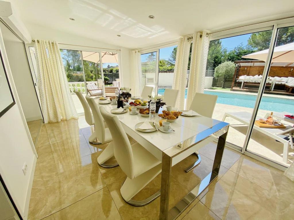 Villa Design Mougins - Pool House & Piscine sous les Palmiers - 2