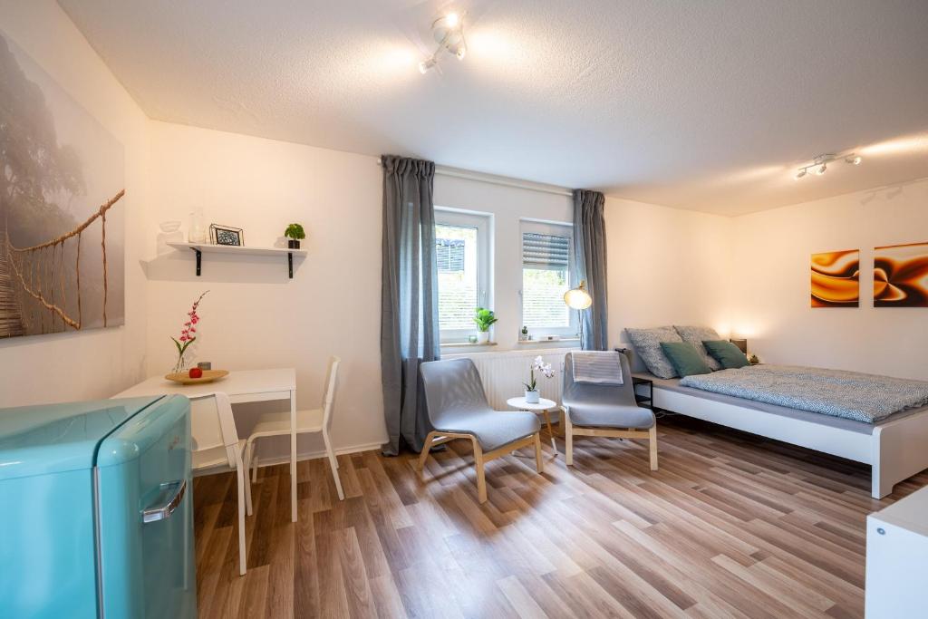 EG Wohnung, zentral, TOP Anbindung, mit großer Terrasse, Drážďany