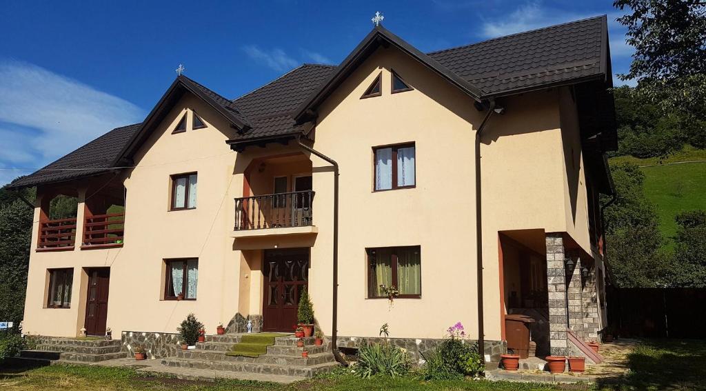 Casa Dorina — Hotel in Bran