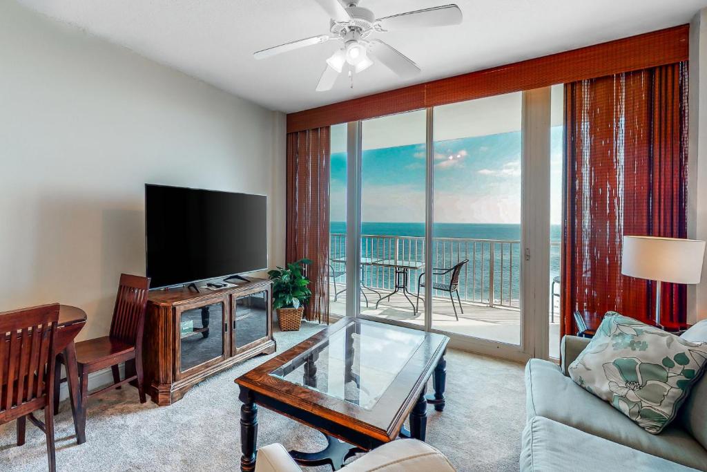 The Lighthouse Condos photo