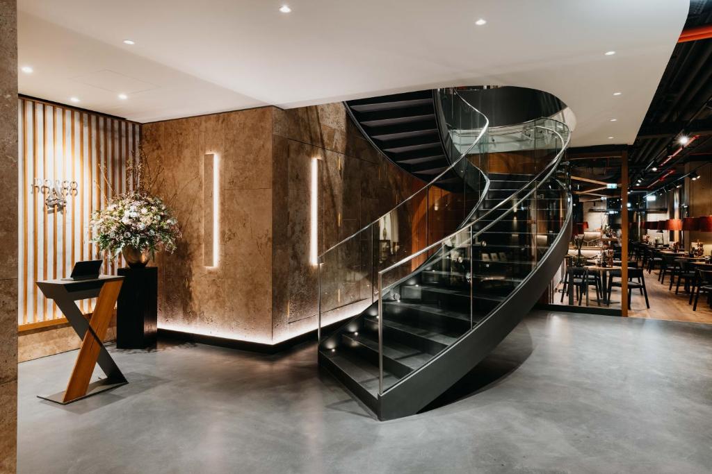 Featured Hotel