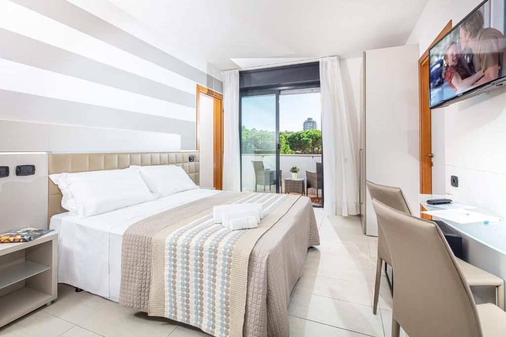 Hotel Helvetia - 4