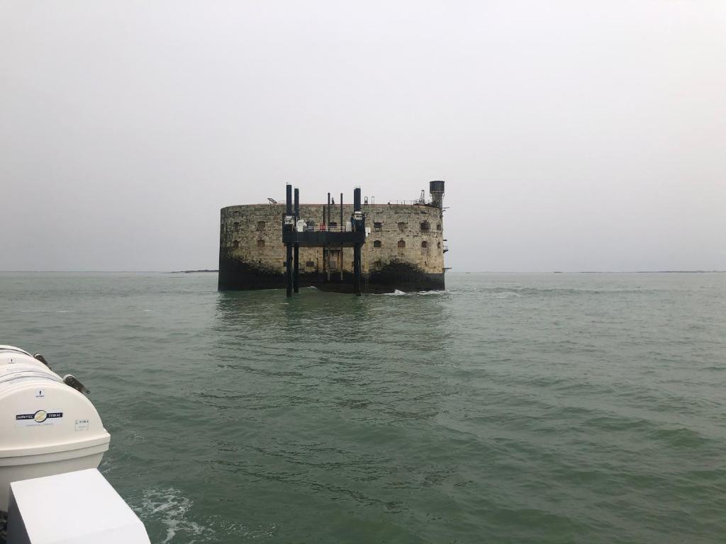 Nuit insolite sur un voilier - Linge & ménage inclus, La Rochelle