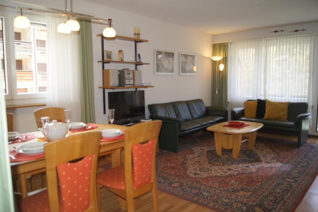 Apollo 44, Leukerbad